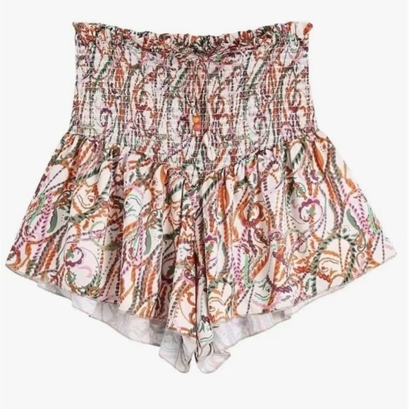 🛑🛑🛑Zara high rise shorts - Picture 4 of 7